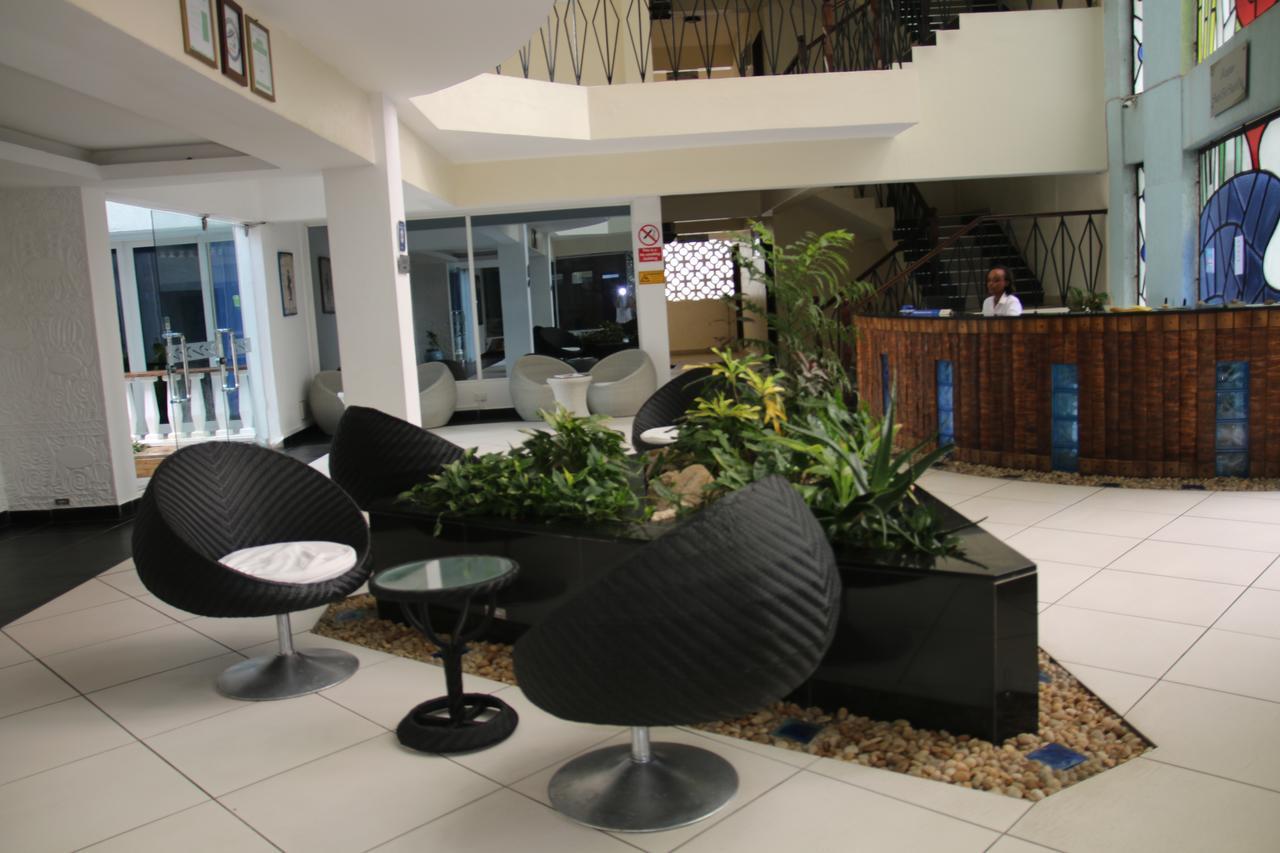 Modern Beach Front Studio Apartment - B44 Mombasa Exterior foto