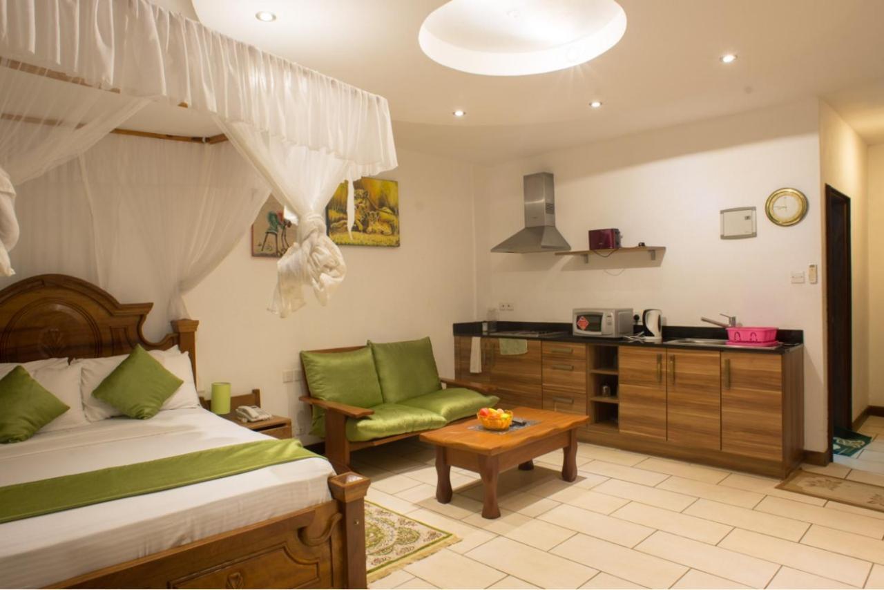Modern Beach Front Studio Apartment - B44 Mombasa Exterior foto